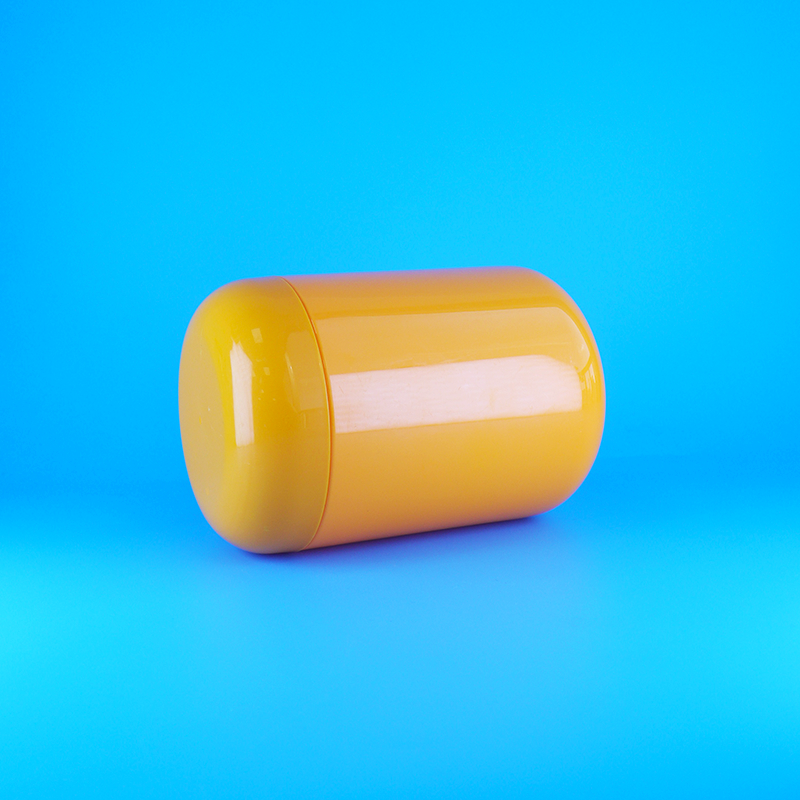 شیشه های کوکی و آب نبات با درپوش تخت پیچی پلاستیکی نارنجی PET با درجه غذایی و شکل گرد